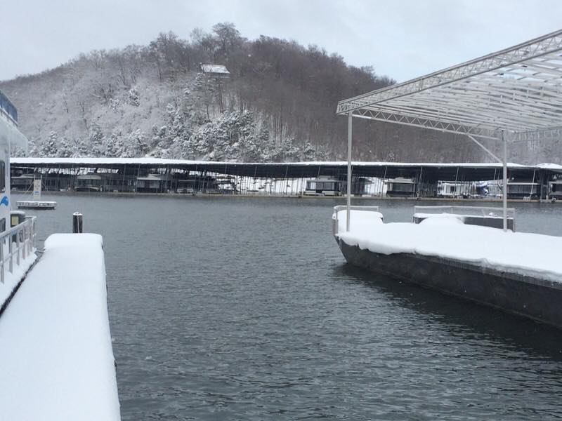 Jamestown Marina - Front Row photo 2 from Shawn Claggett to LakeCumberlandBoaters FB page about 12PM 1-23.jpg